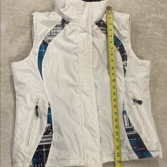 MAKEANOFFER Beautiful Snow White Mountain Winter Vest Hood ❄️ - Picture 10 of 14